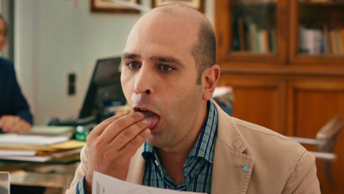 Scena con Checco Zalone nel film "Quo Vado?"