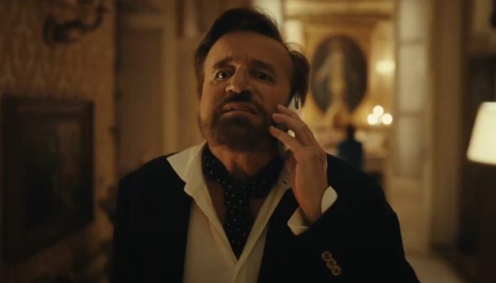Delitto sulle nevi Christian De Sica Lillo