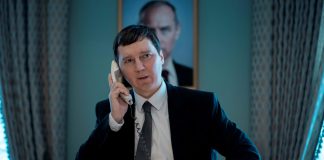 “Il Mago del Cremlino”: Olivier Assayas porta a Venezia un potente ritratto del potere nella nuova Russia Il Mago del Cremlino