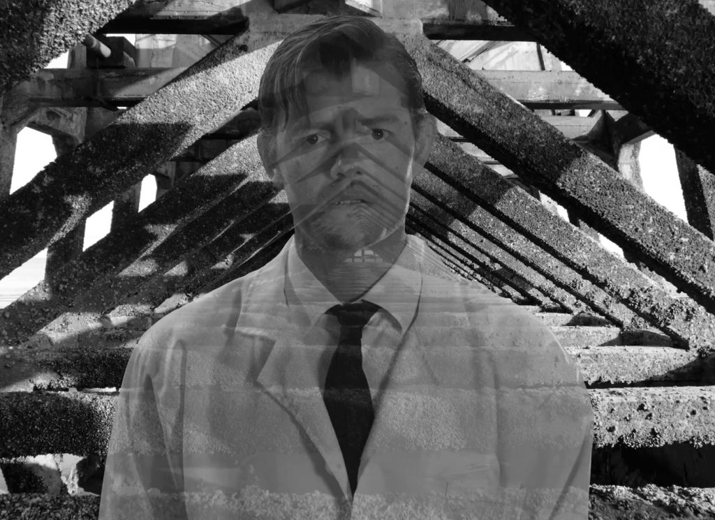 Sam Riley in «Bulk»