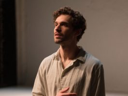 Casting teatrale a Roma: selezioni per attori uomini 25–35 anni Casting teatrale a Roma per attori 25–35 anni