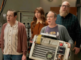 «The Big Bang Theory», svolta fantascientifica: arriva lo spin-off dedicato a Stuart Bloom Stuart Fails To Save The Universe