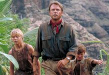 Addio a Sam Neill, il volto indimenticabile di “Jurassic Park” Addio a Sam Neill, storico interprete di Alan Grant nella saga di Jurassic Park.