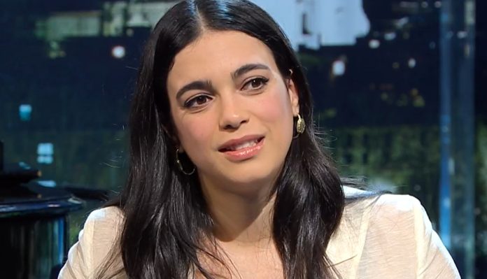 Ester Pantano è Annabella Abbondante nella nuova fiction Rai Ester Pantano è Annabella Abbondante nella nuova fiction Rai